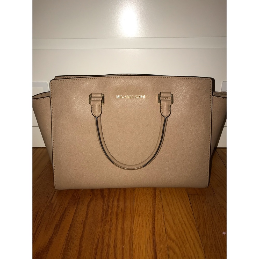 Tan Michael Kors satchel bag
